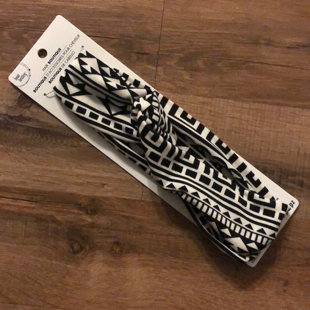 Black and white headband
